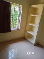 1 RK TO LET