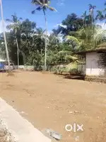 Thrissur East fort near kizhakkumpattukara 14 cent plot for sale