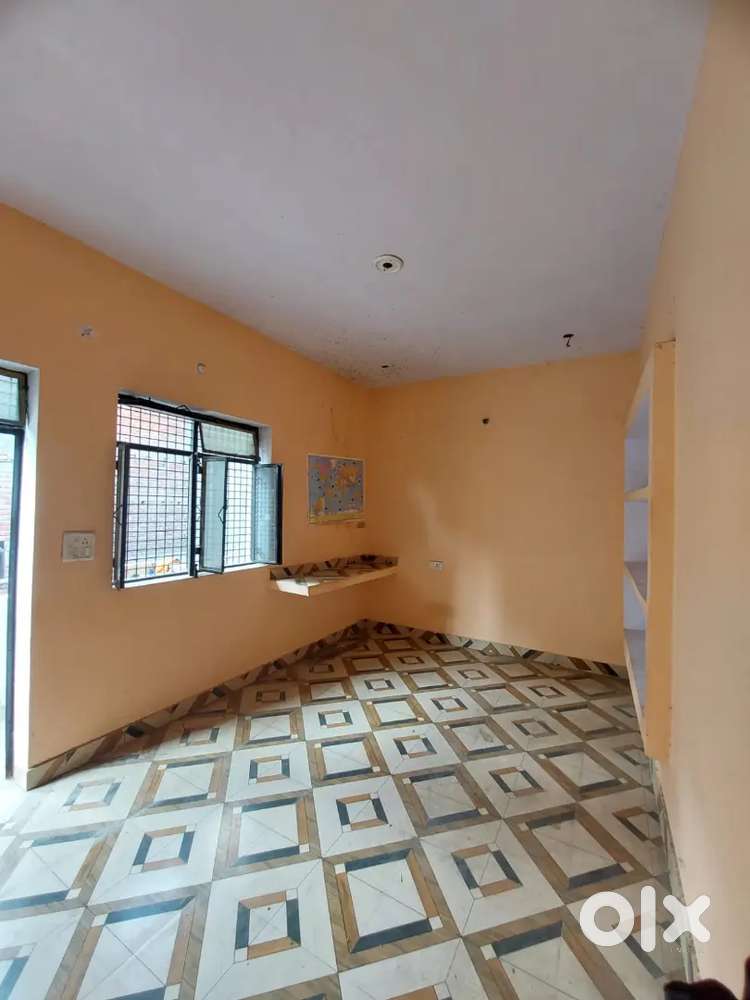 Single Room for boys only