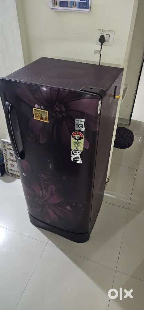 LG refrigerator 215 Ltr