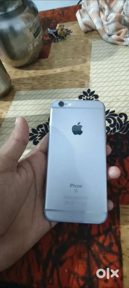 iPhone 6s clean condition