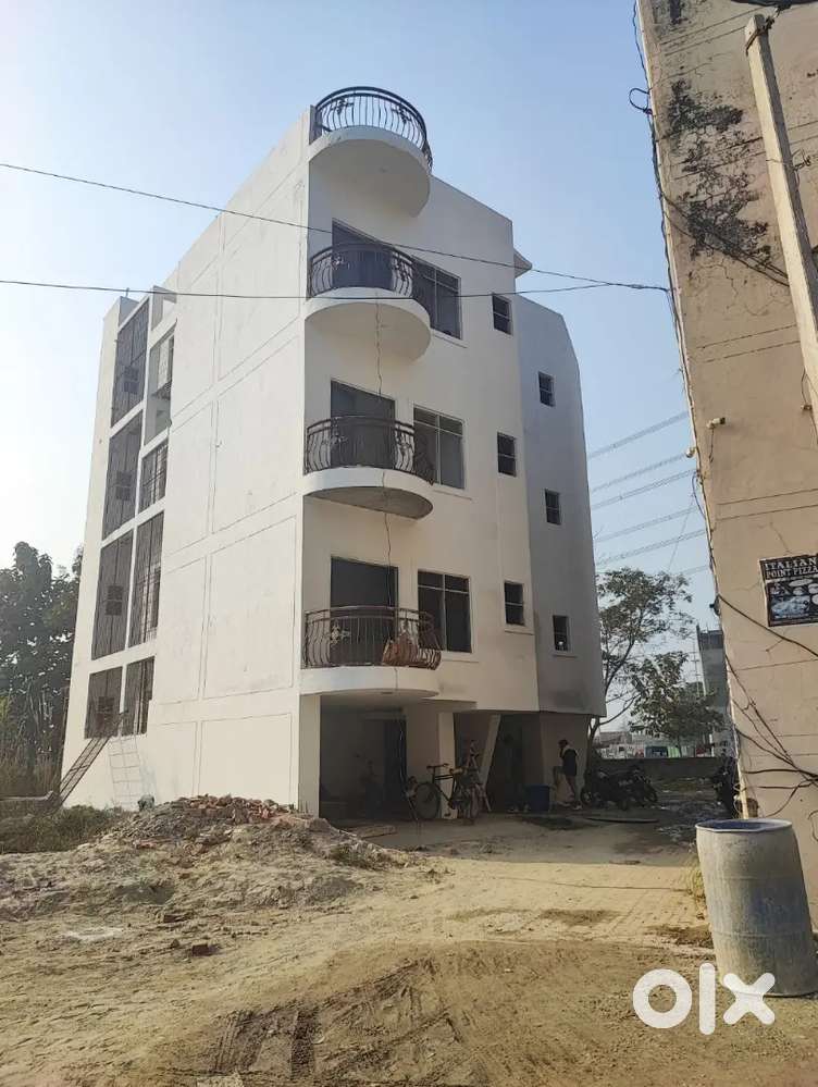 Wanted in Bhagwanpur a female estate manager/attendant for a building