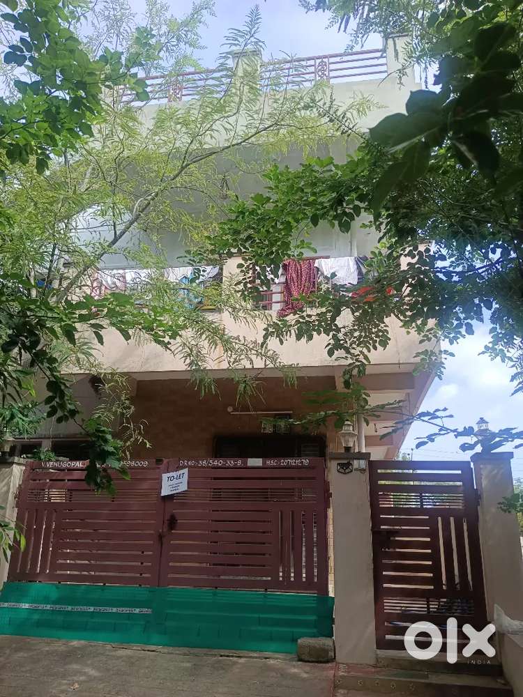 4 cents 2 floor house for sale,opp to Bassi Reddy law College gate.