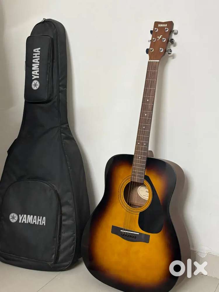 Yamaha guitar