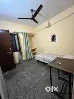 Room for rent near Graphic Era University, Clement town