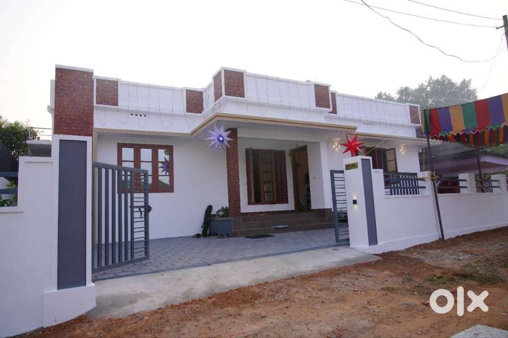 5 Cent House for sale