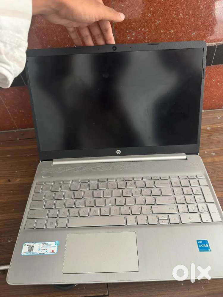 In very good condition having bills
