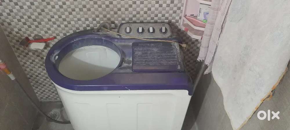 Washing machine whirlpool