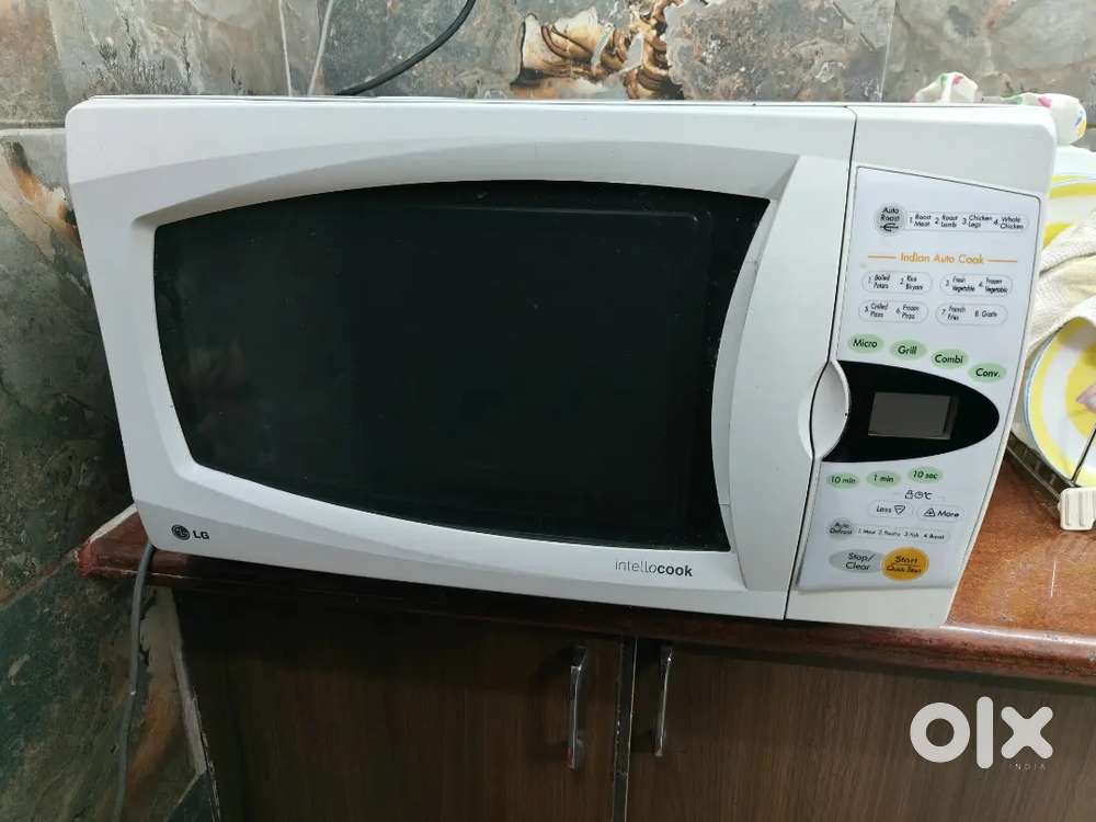 LG Microwave oven/ 35L