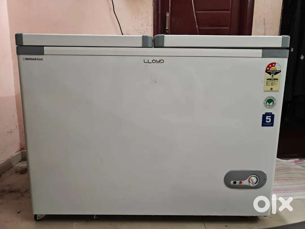Havels lloyds chest freezer 300litrs.