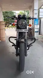 Royal Enfield ThunderBird 350x White Color