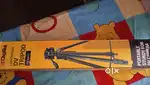 Camera tripod