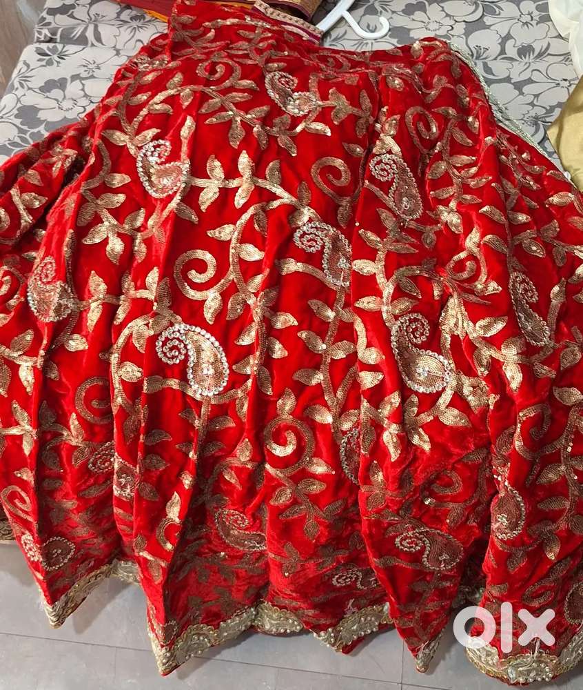 Designer lehnga.