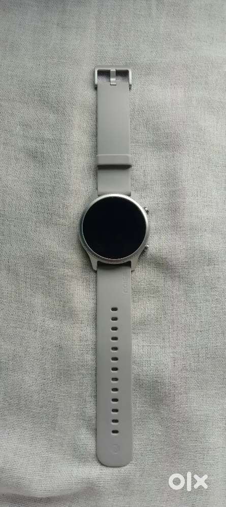 Noise Evolve 3 1.43 AMOLED Always-On Display with Bluetooth calling