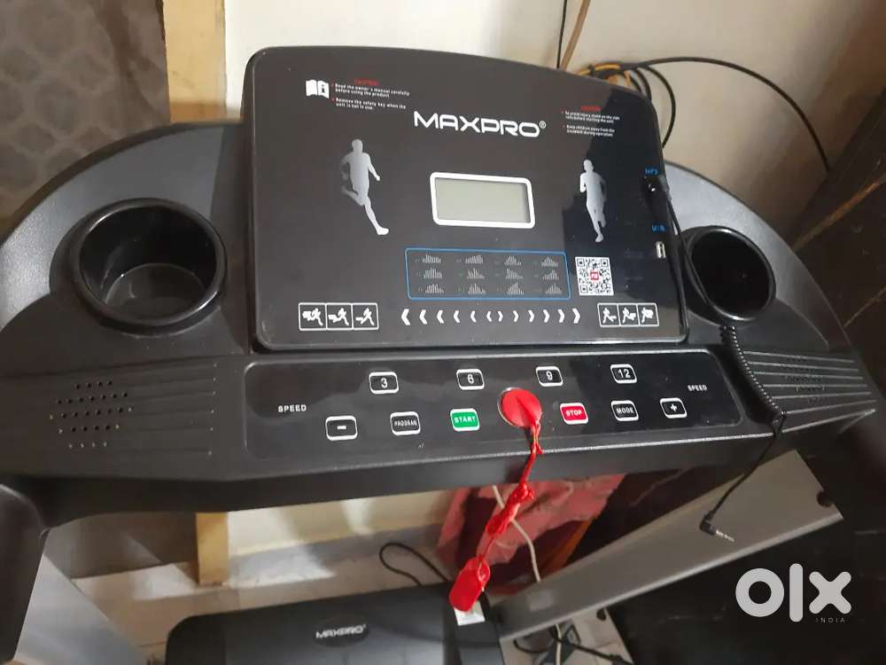 MAXPRO Treadmill [price negotiatable]