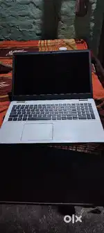 Dell Inspiron 3505 RYZEN 7 PROCESSOR  8GB RAM 512 GB SSD