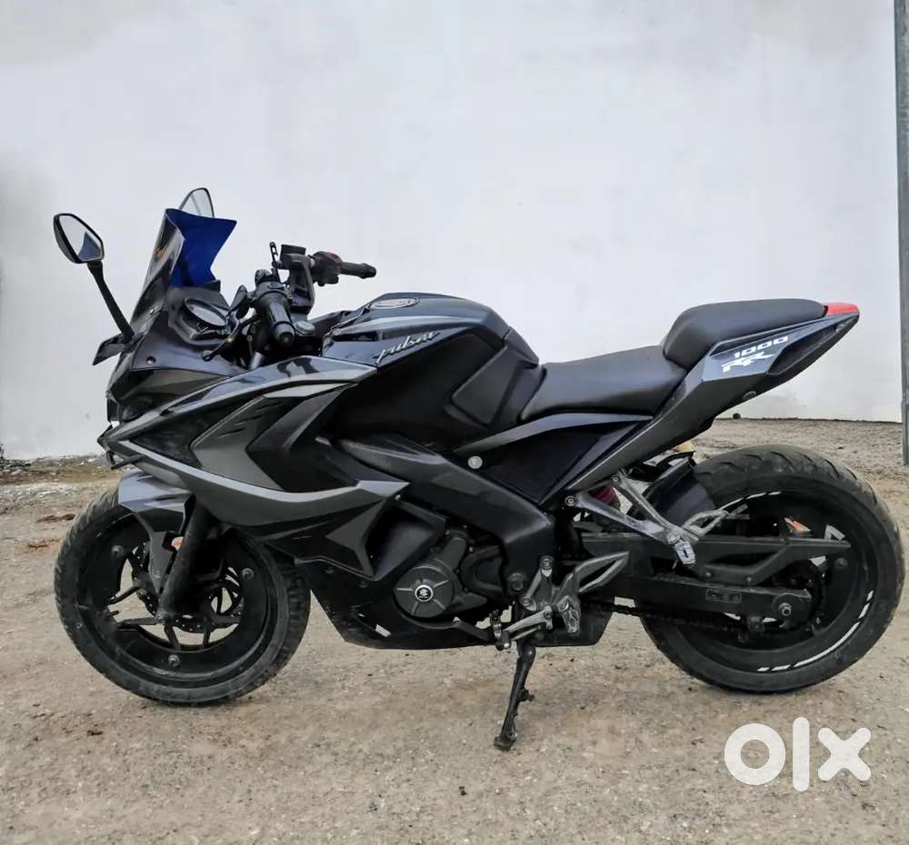 Rs 200 in mint condition, modified