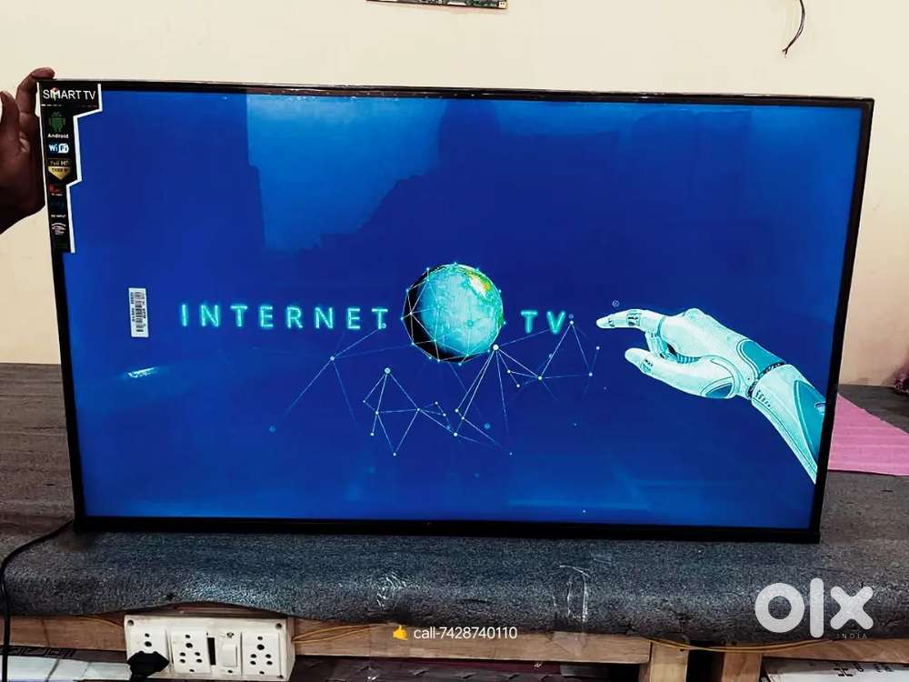 Smart 4k led tv dolby sound slim bazel ips display 1yr warranty