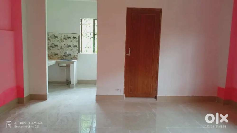 1Rk Available Backside Downtown Hospital