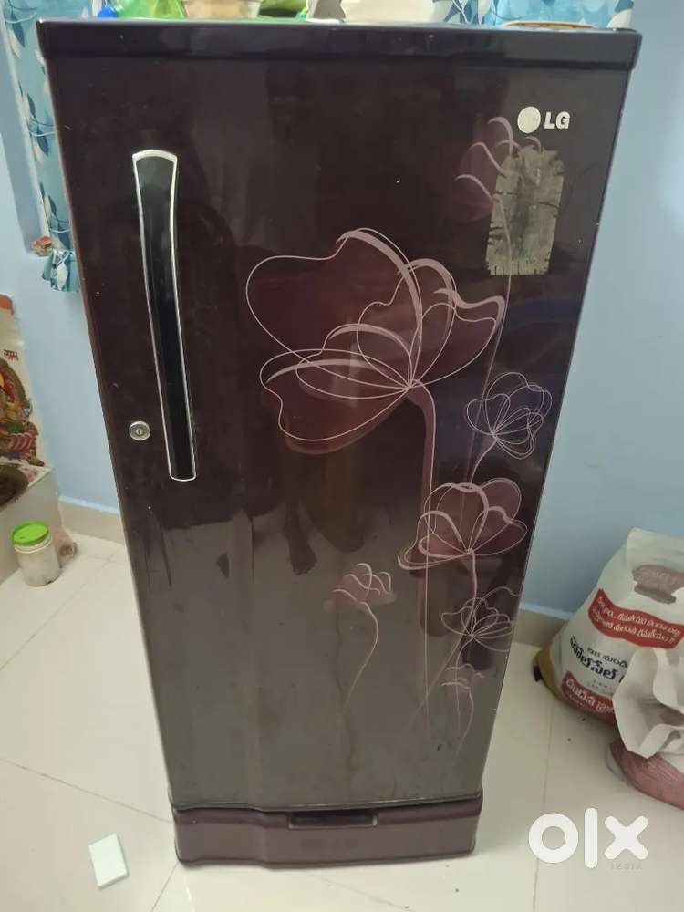 LG single door fridege