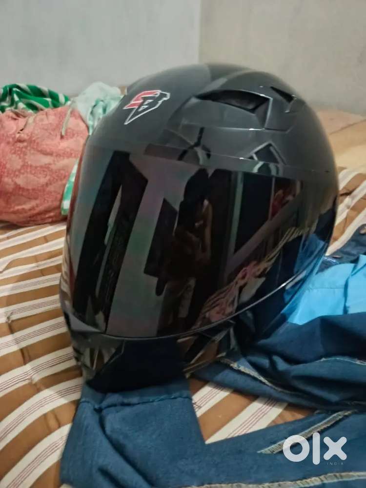 Racer helmet