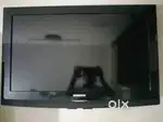 Samsung 32 Inch LCD TV with Original Accessories