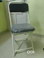 Foldable steel chair