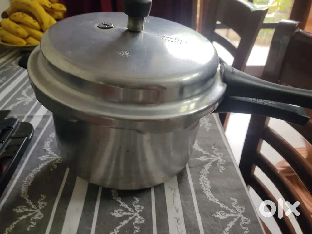 Prestige Cooker - 5 and 3 liter