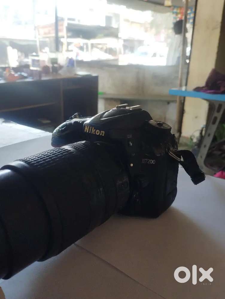 NIKON D7200