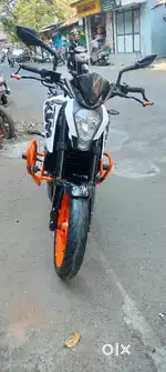 A KTM Duke 125 ABS bike is good condition