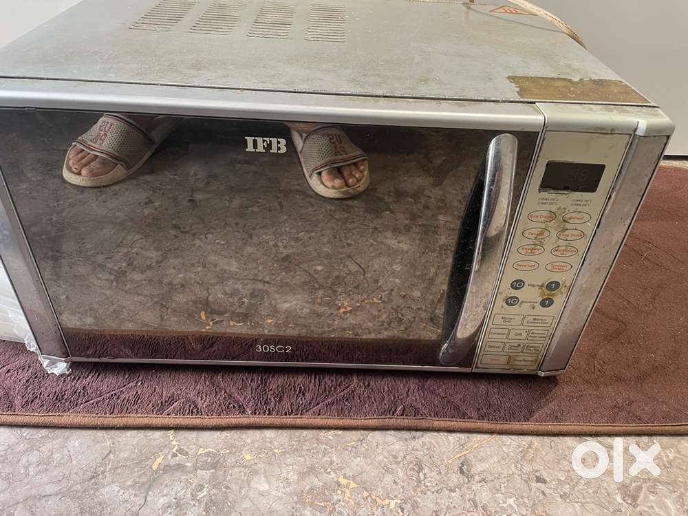 Good condition microwave for sale
