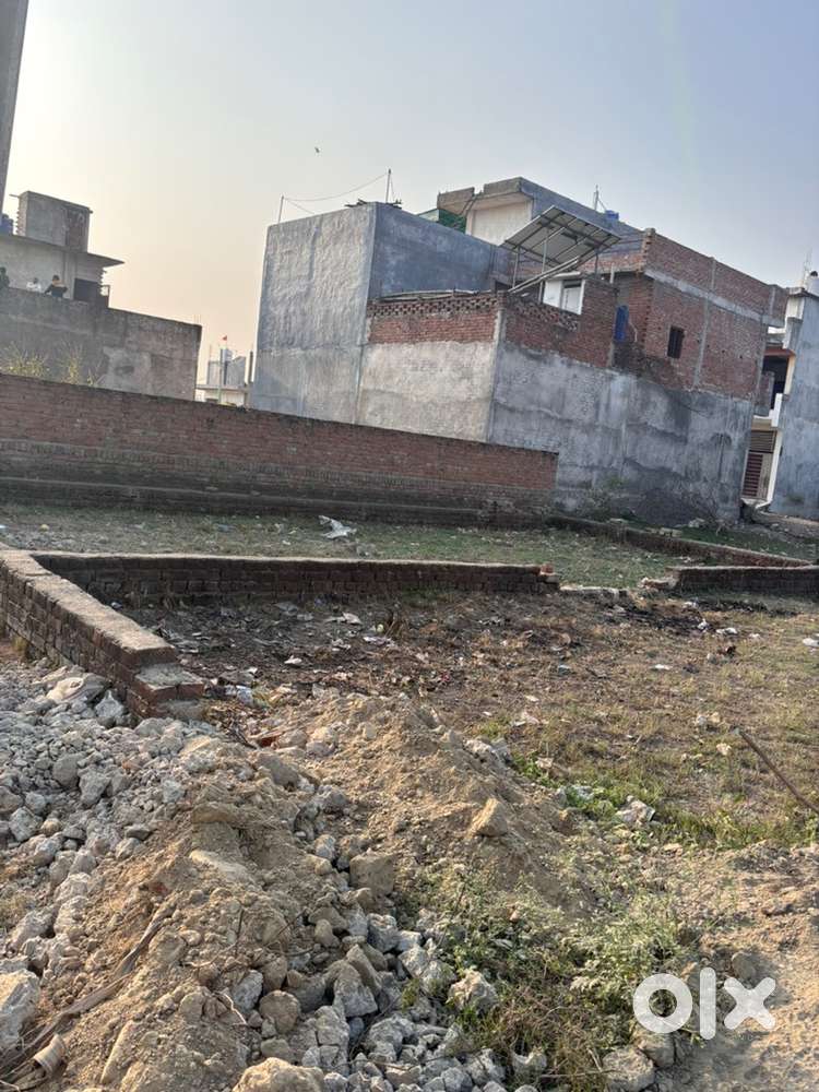 100 Gaj Plot for sale Front Road 30 feet Jarauli Face 2