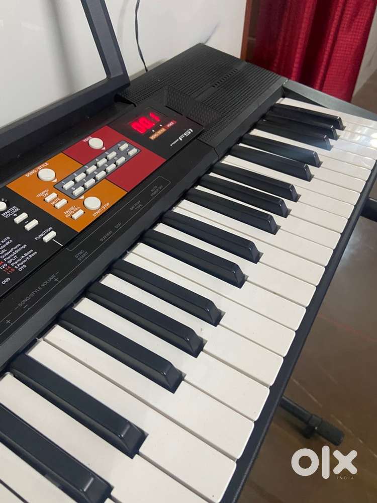 Yamaha Keyboard  PSR F51