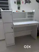 DeckUp Computer Desk – White | Excellent Condition – ₹5,500