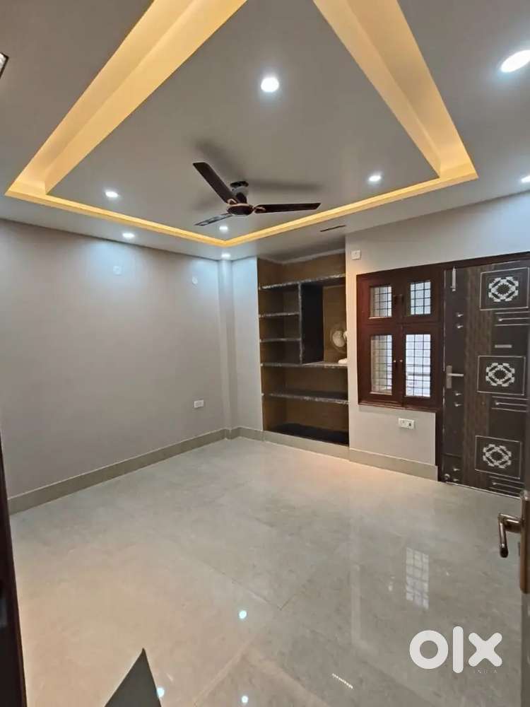 2BHK for Rent in Patel Garden 18k Family Only 4th Floor  Bike Parking
