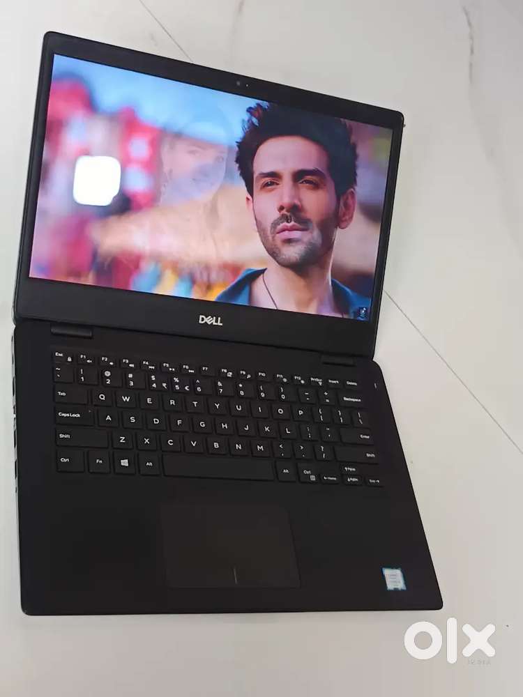 Dell silim intel Core i5 8th gen/256gb ssd/8gb ram