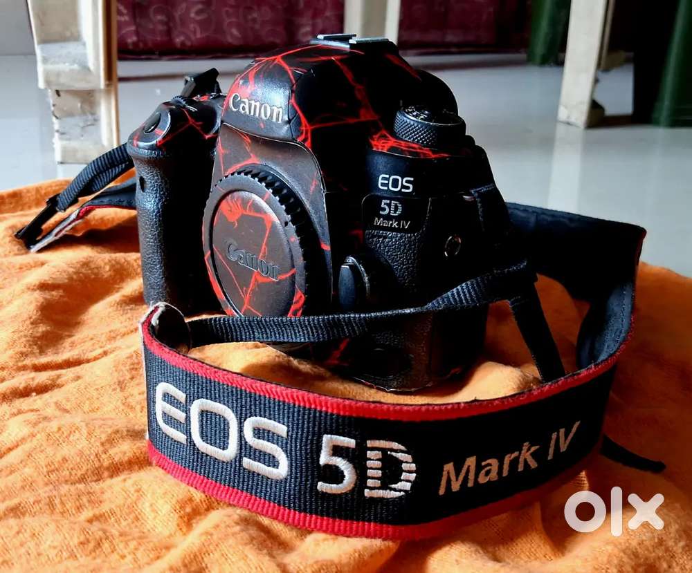 CANON 5D MARK4 FULL FRAME 30MEGAPIXEL