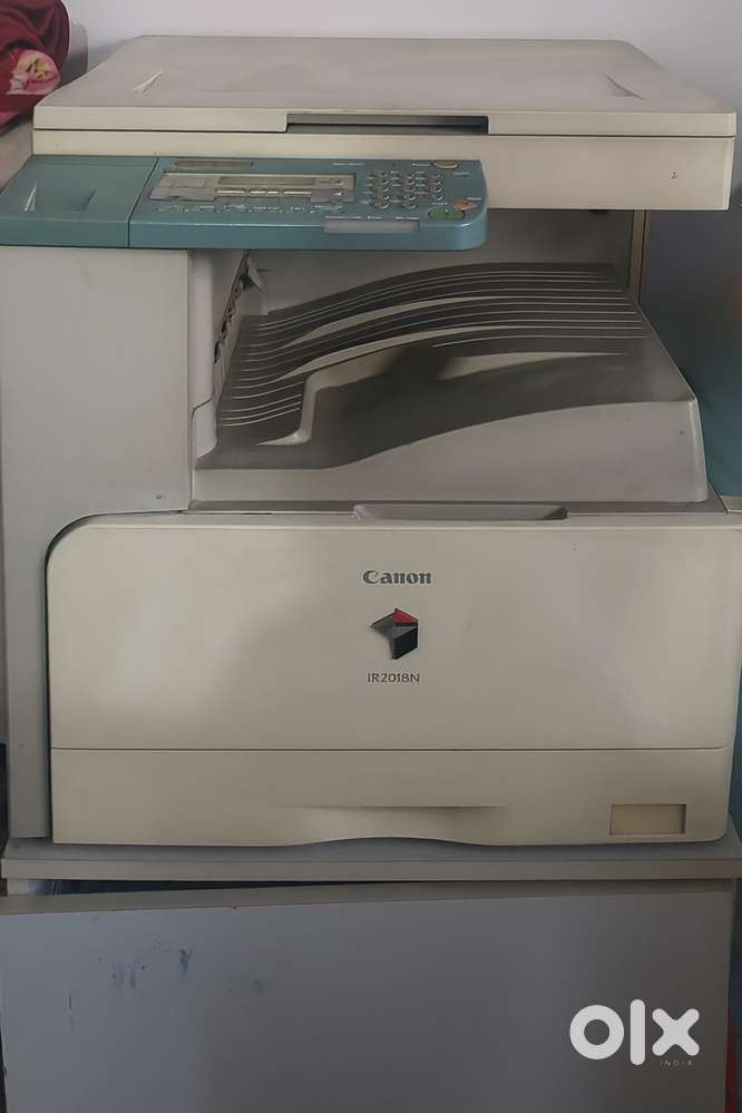 Canon IR2018N Xerox machine