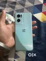 +1 node ce2 5g 128 gb screen fingerprint