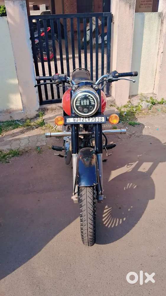 Bullet 350 & black alloy weel & big horn