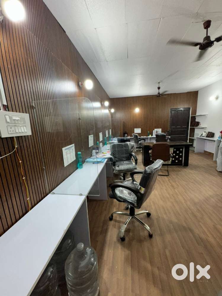Receptionist