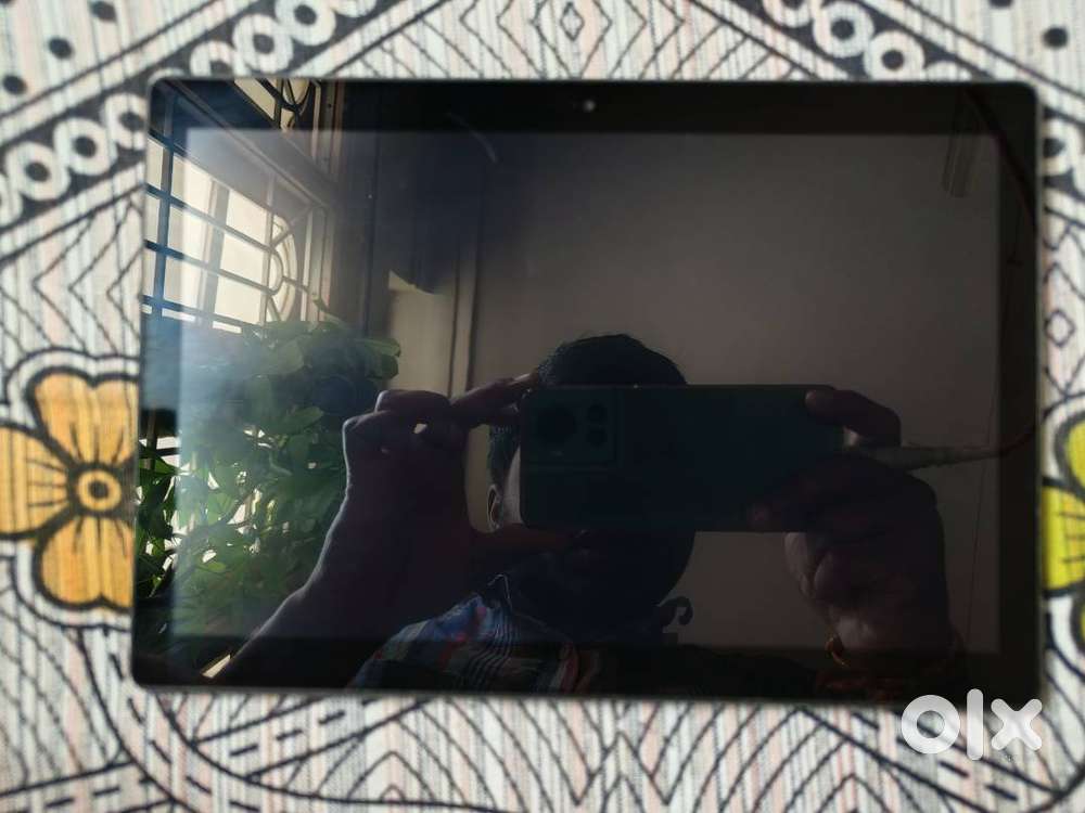 Lenovo tab M 10 dual speaker clear audio dolby Atmos