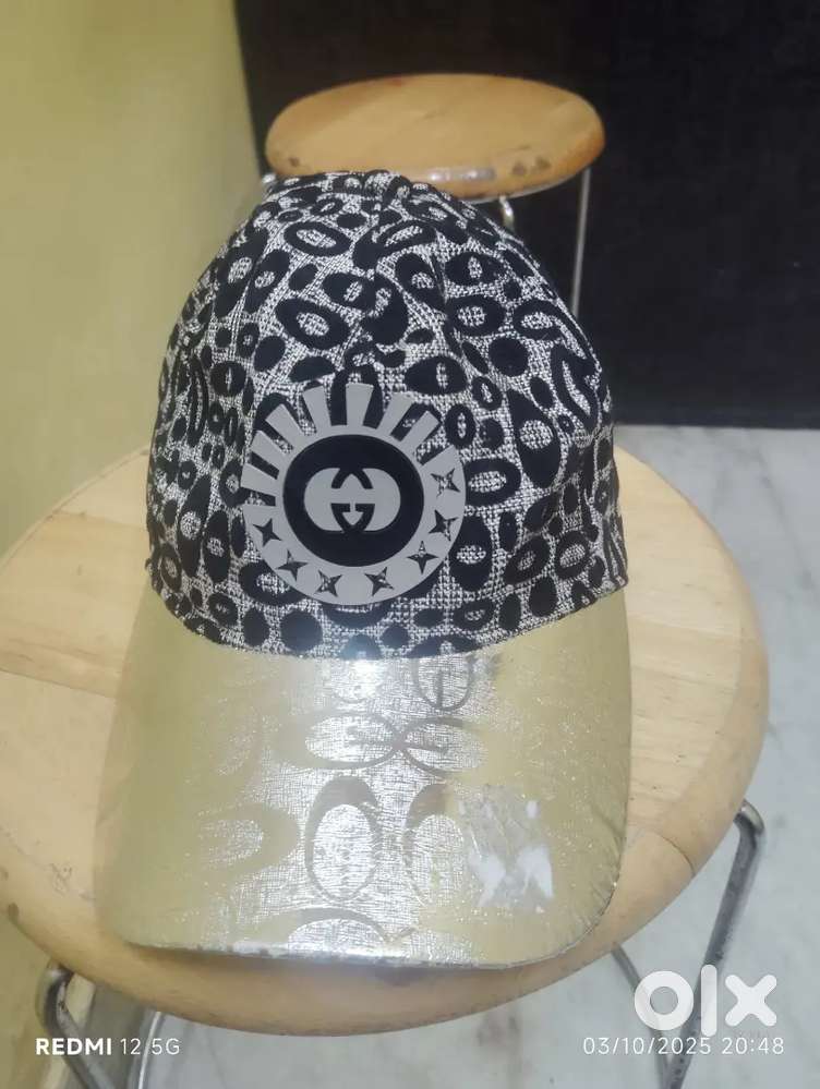 Cap for selling