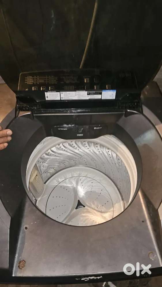WHIRLPOOL WASHING MACHINE 12 KG AUTOMATIC TOP LOADER