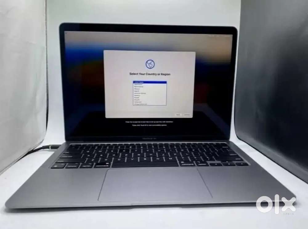 Apple MacBook Air A2337 Apple M1 8 CPU/7 GPU 3.2GHz 16GB RAM 512GB