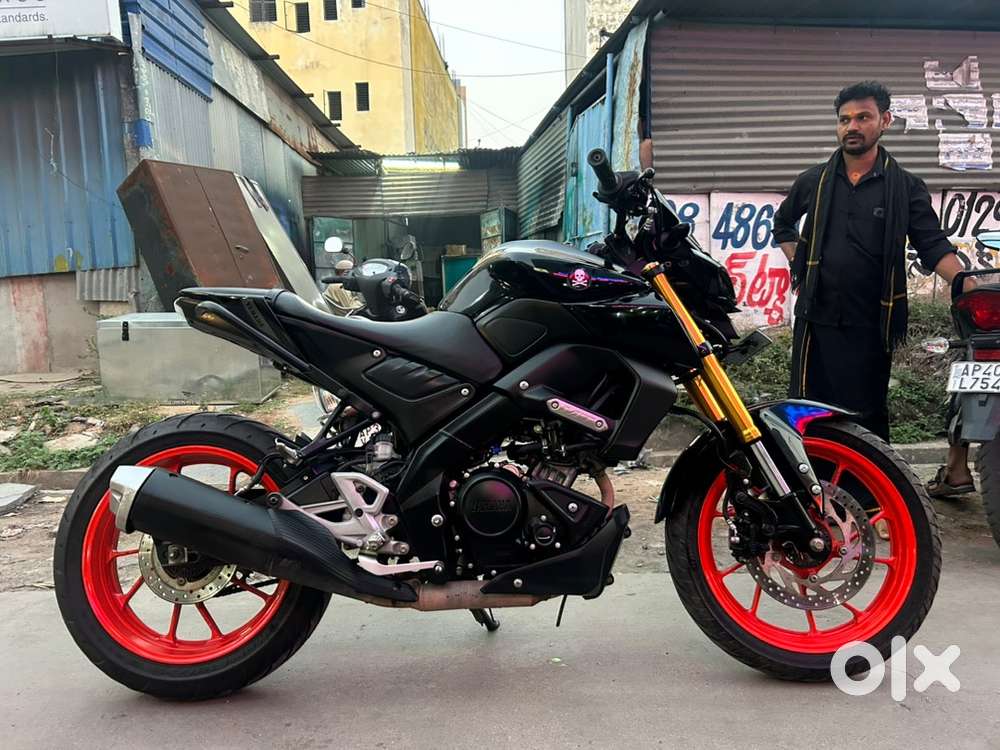 Yamaha M15 , 1,25000/Rs