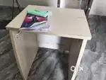 Computer table