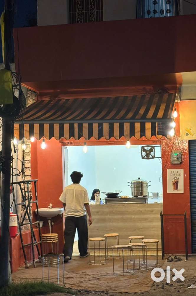 Ladka chahiye  momo shop ke liye