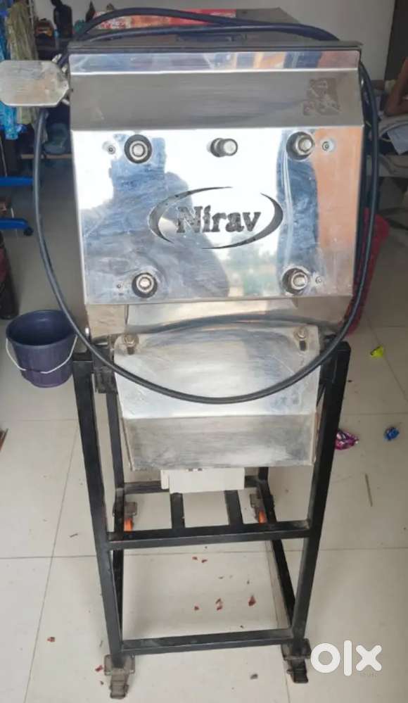 Machinery of nirav chapati semi automatic machine