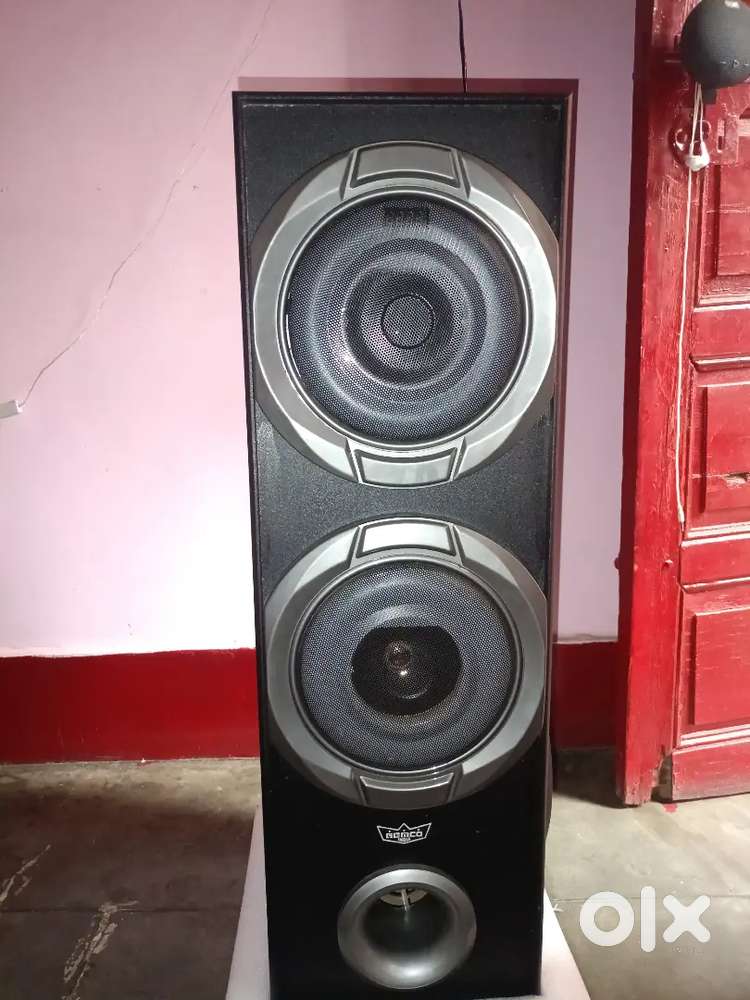 32 inch Tower speekar with heavy bass 3 Month Old